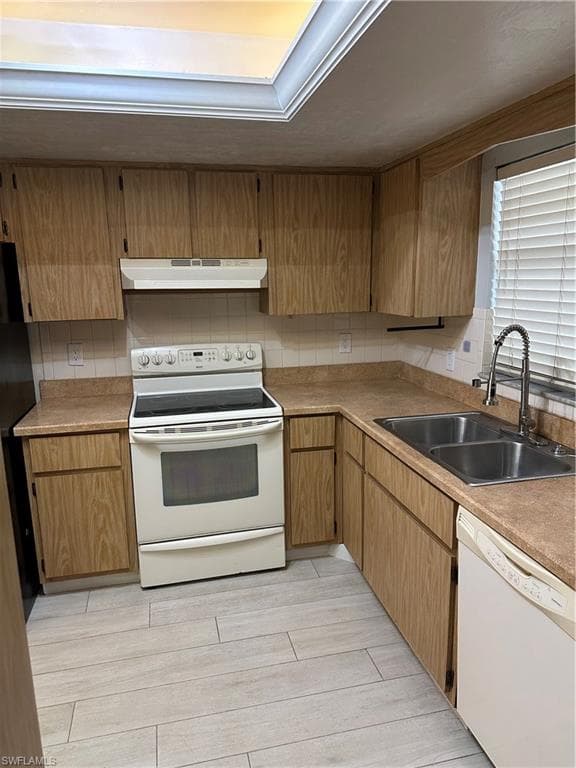 4955 Pepper Cir #b206, Naples