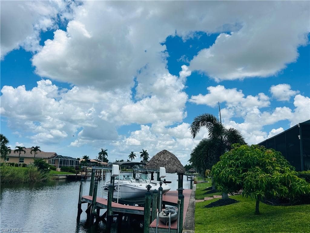 4114 22nd Ct, Cape Coral, photo 3