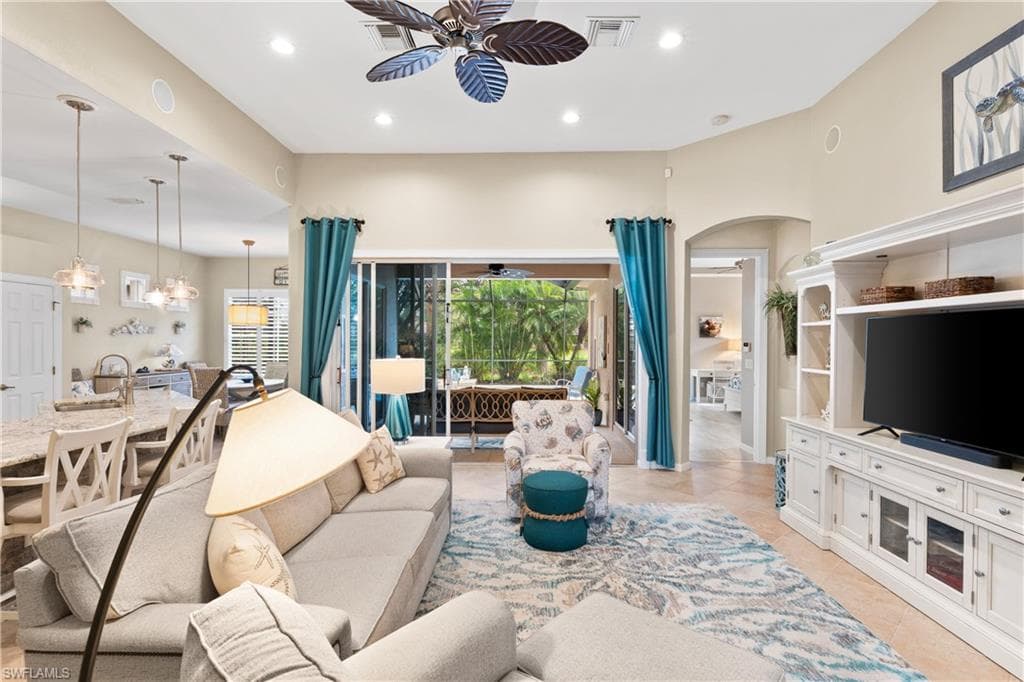 23659 Via Carino Ln, Bonita Springs, photo 3