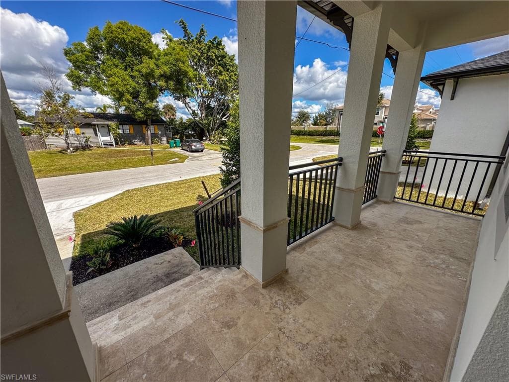 2464 Florida Ave, Naples, photo 3