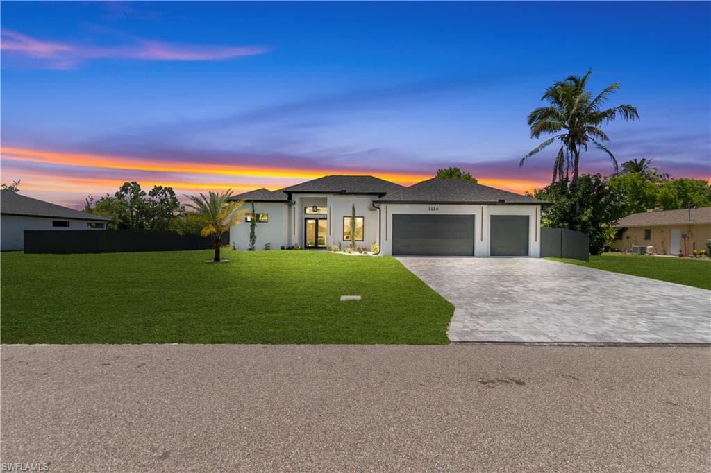 1114 8th Pl, Cape Coral