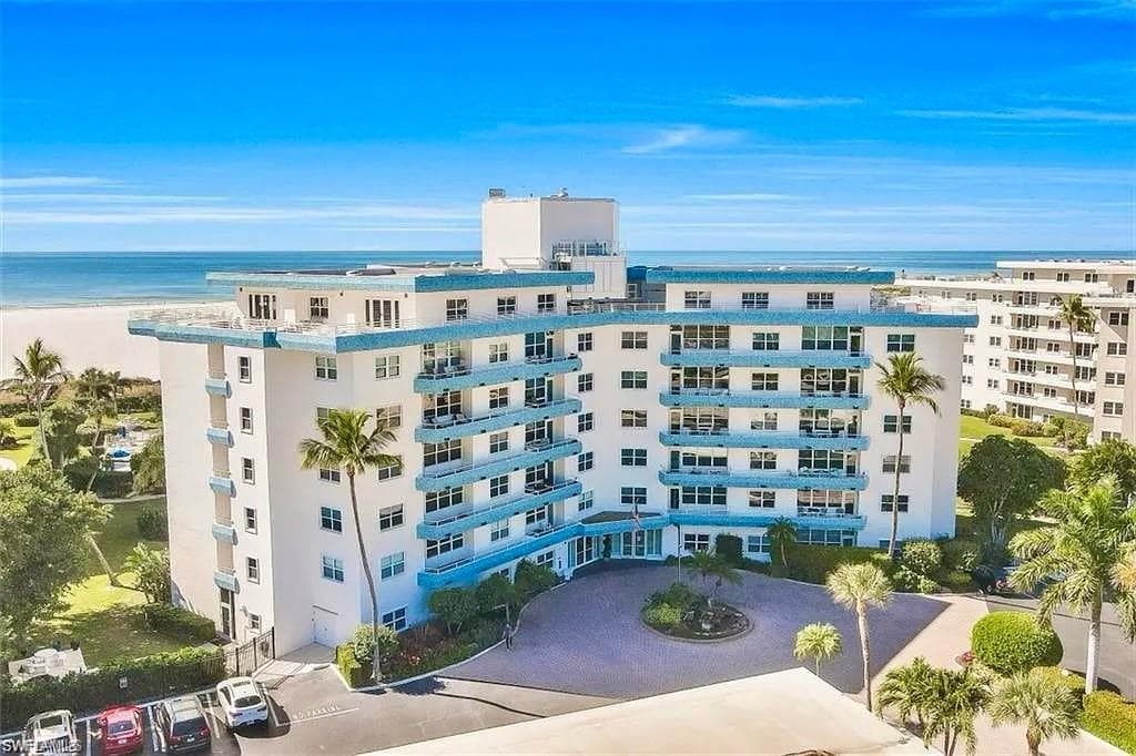 220 Seaview Ct #504, Marco Island