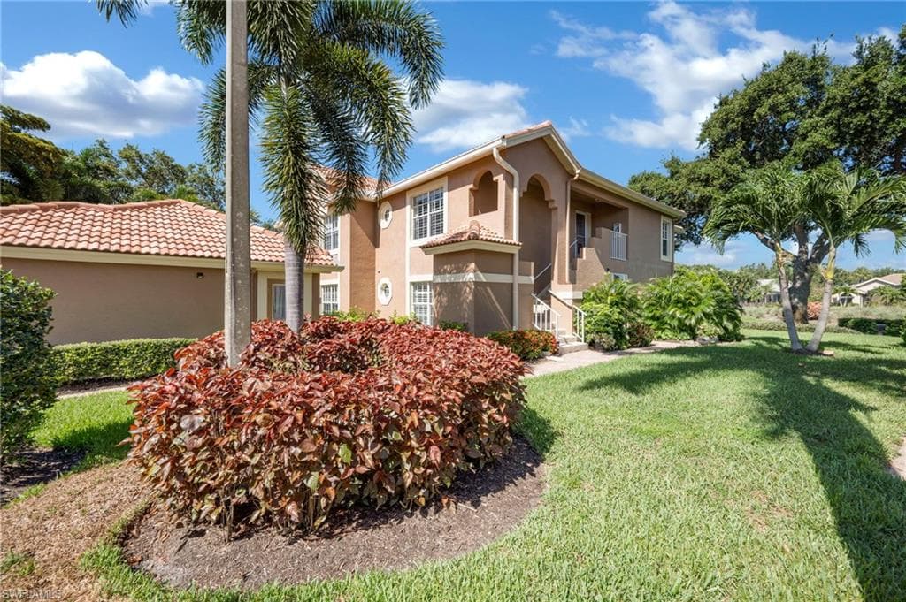 13201 Sherburne Cir #102, Bonita Springs