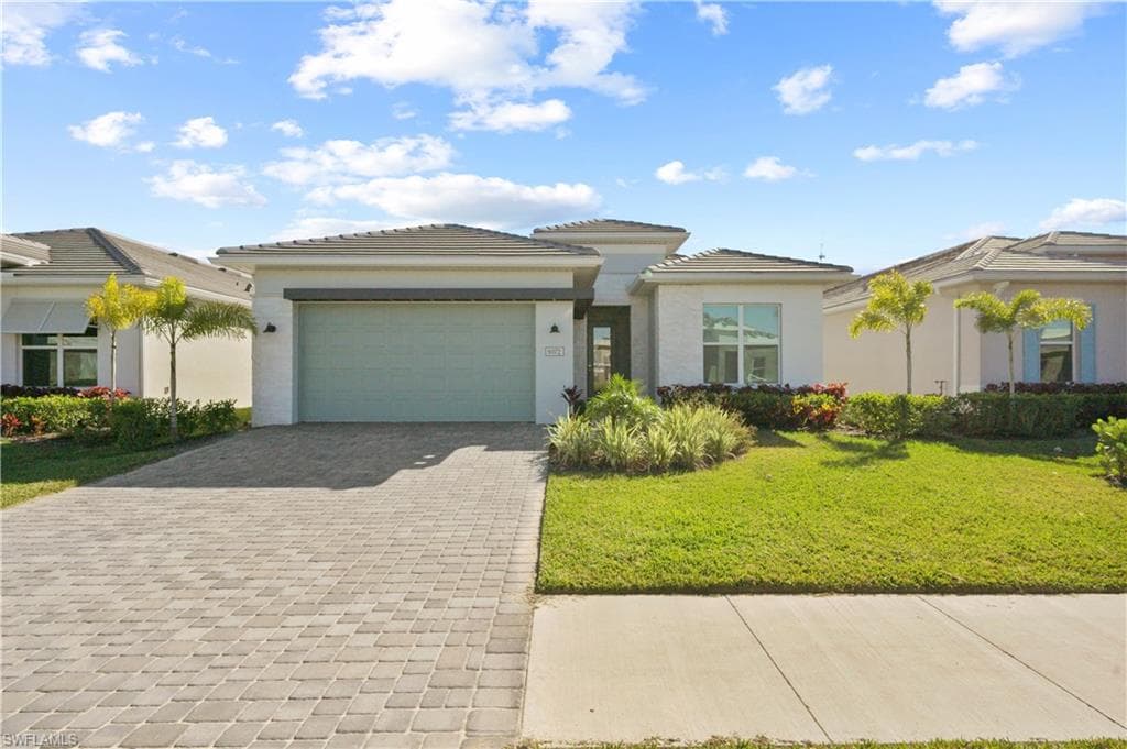 9072 Wisteria Way, Naples