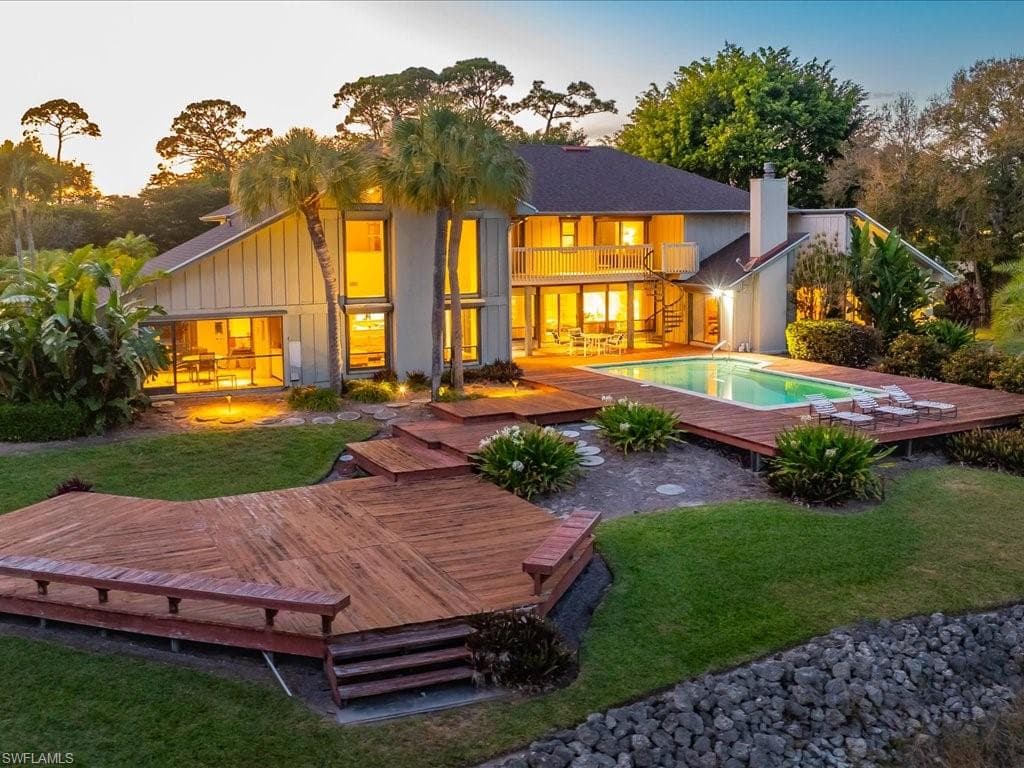 154 Cajeput Dr, Naples