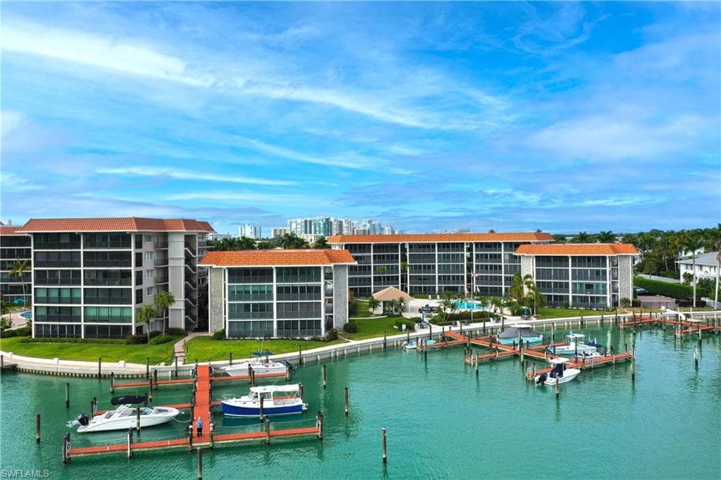 222 Harbour Dr #218, Naples, photo 3