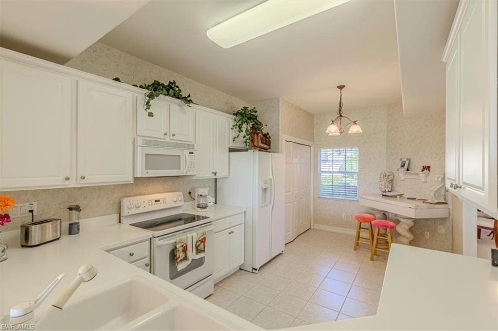 9195 Michael Cir #1303, Naples, photo 2