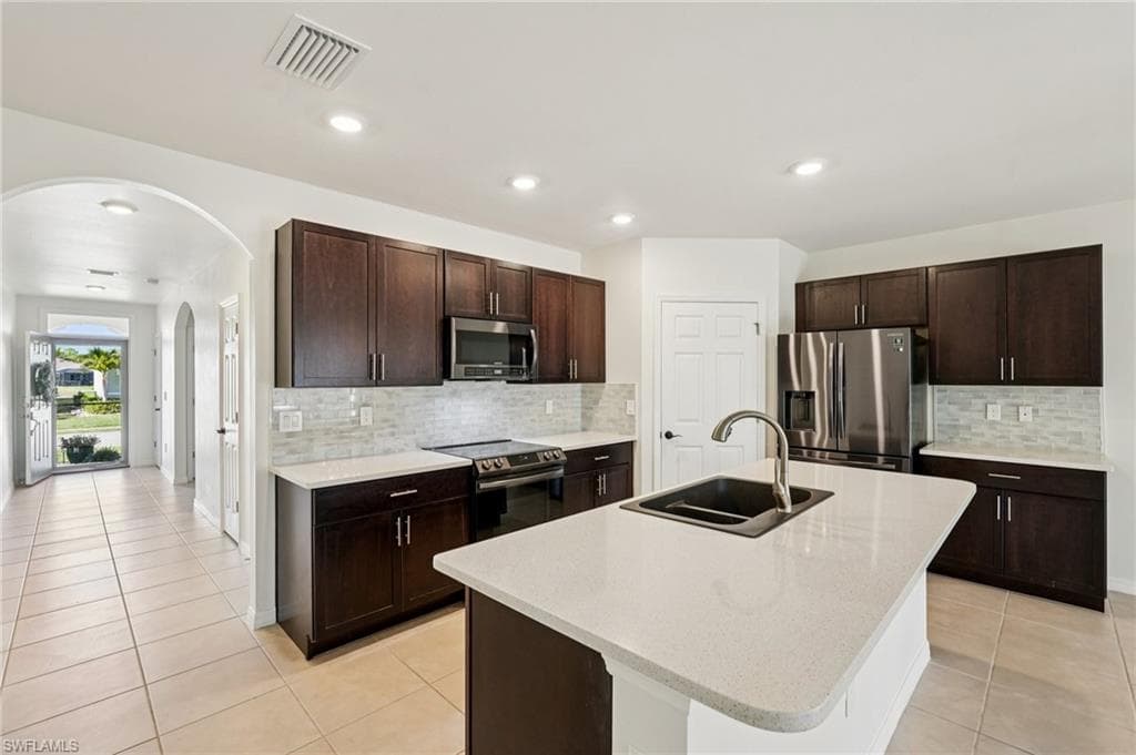 2188 Pigeon Plum Way, North Fort Myers, photo 3
