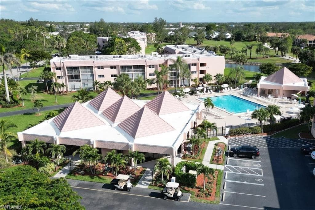 190 Turtle Lake Ct #311, Naples, photo 3