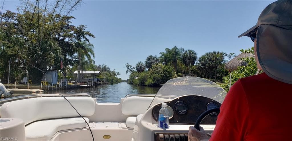 5471 Harborage Dr, Fort Myers, photo 3