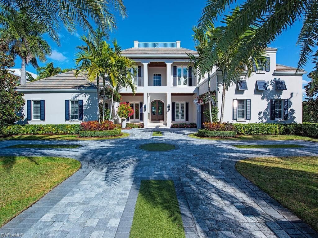 3243 Gin Ln, Naples