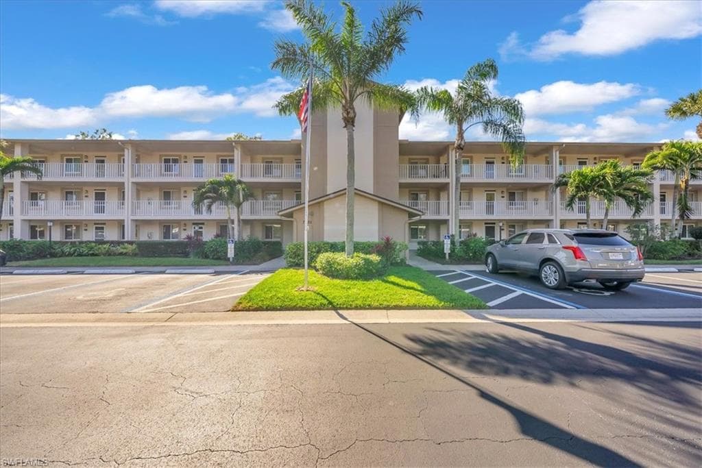 7320 Glenmoor Ln #2304, Country Glen