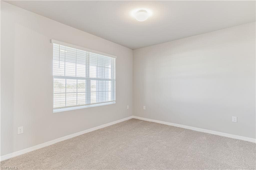1401 5th Pl, Cape Coral, photo 3
