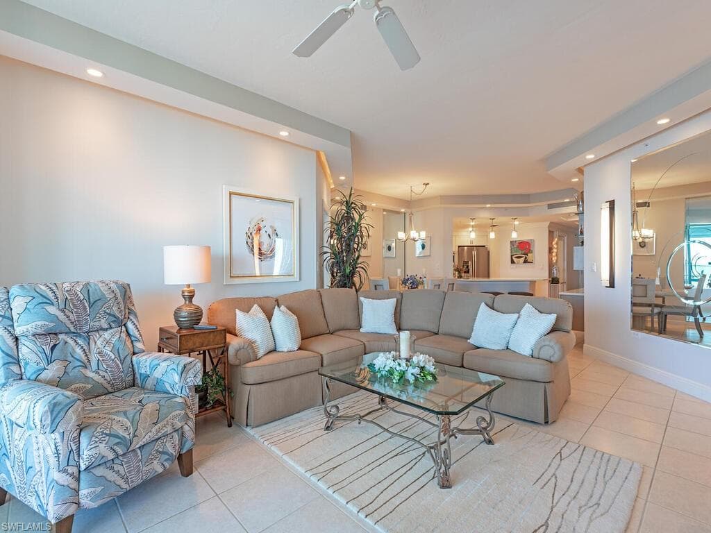60 Seagate Dr #1205, Naples, photo 2