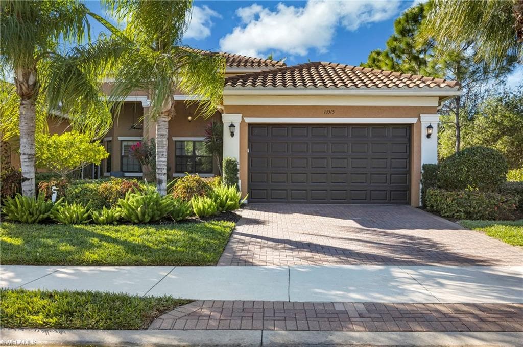 13315 Silktail Dr, Naples, photo 2
