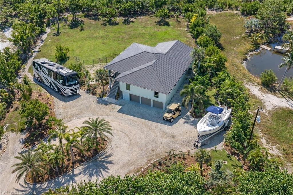 1211 Periwinkle Way, Sanibel, photo 2