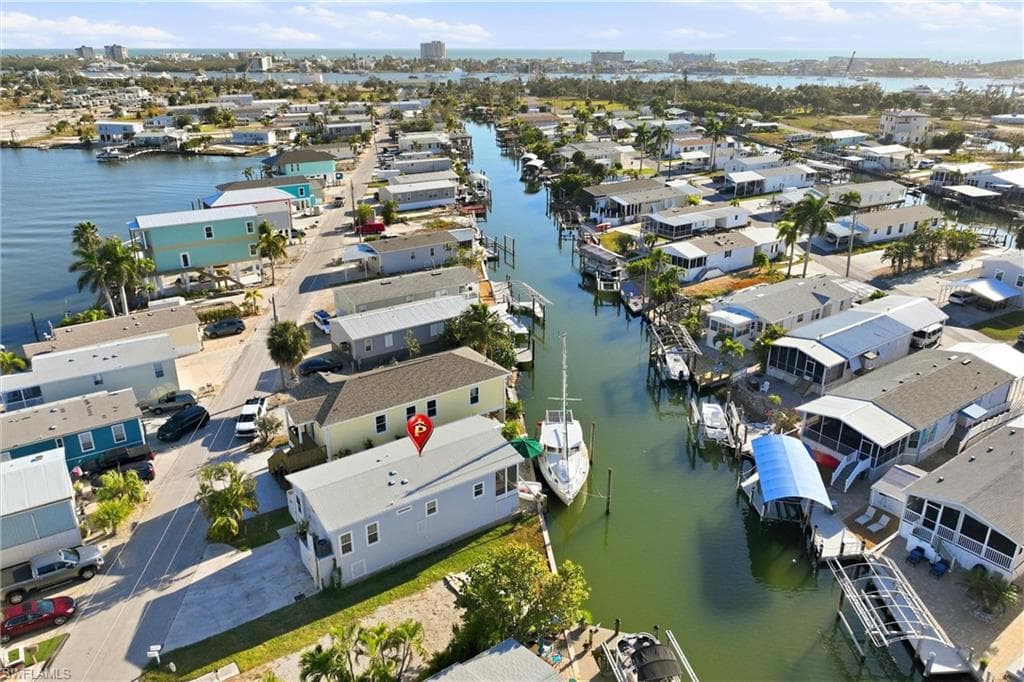 35 Emily Ln, Fort Myers Beach, photo 2