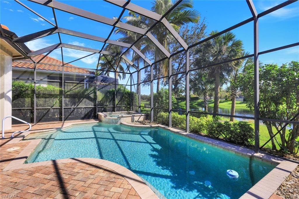 9008 Cherry Oaks Trl, Naples