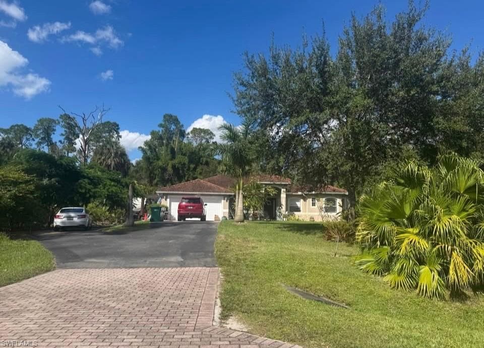 2841 12th Ave, Naples
