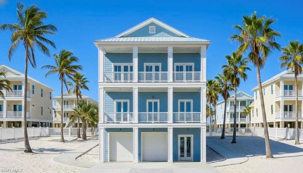168 Chapel St, Fort Myers Beach, photo 3