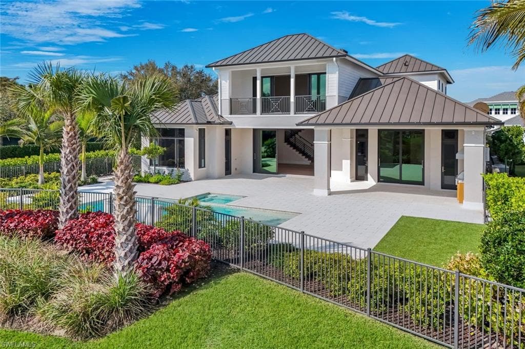 16728 Enclave Cir, The Enclave of Distinction