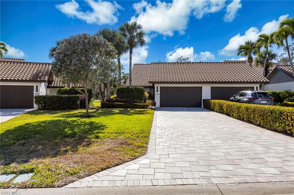 105 Cypress View Dr #105, Naples, photo 2