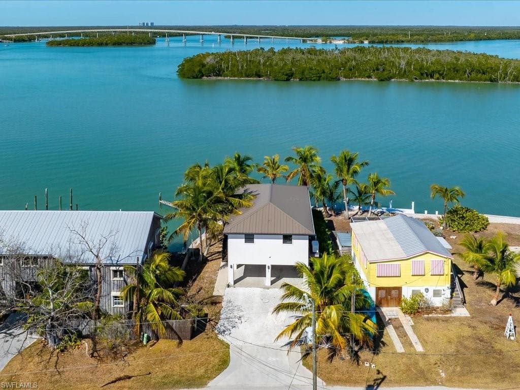 232 Harbor Pl, Goodland, photo 3