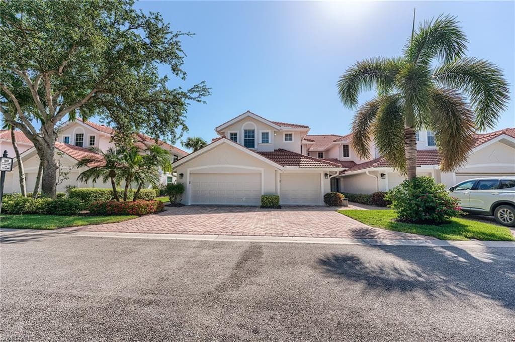 22971 Rosedale Dr #101, Estero, photo 2