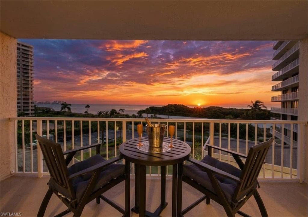 380 Seaview Ct #405, Marco Island, photo 2
