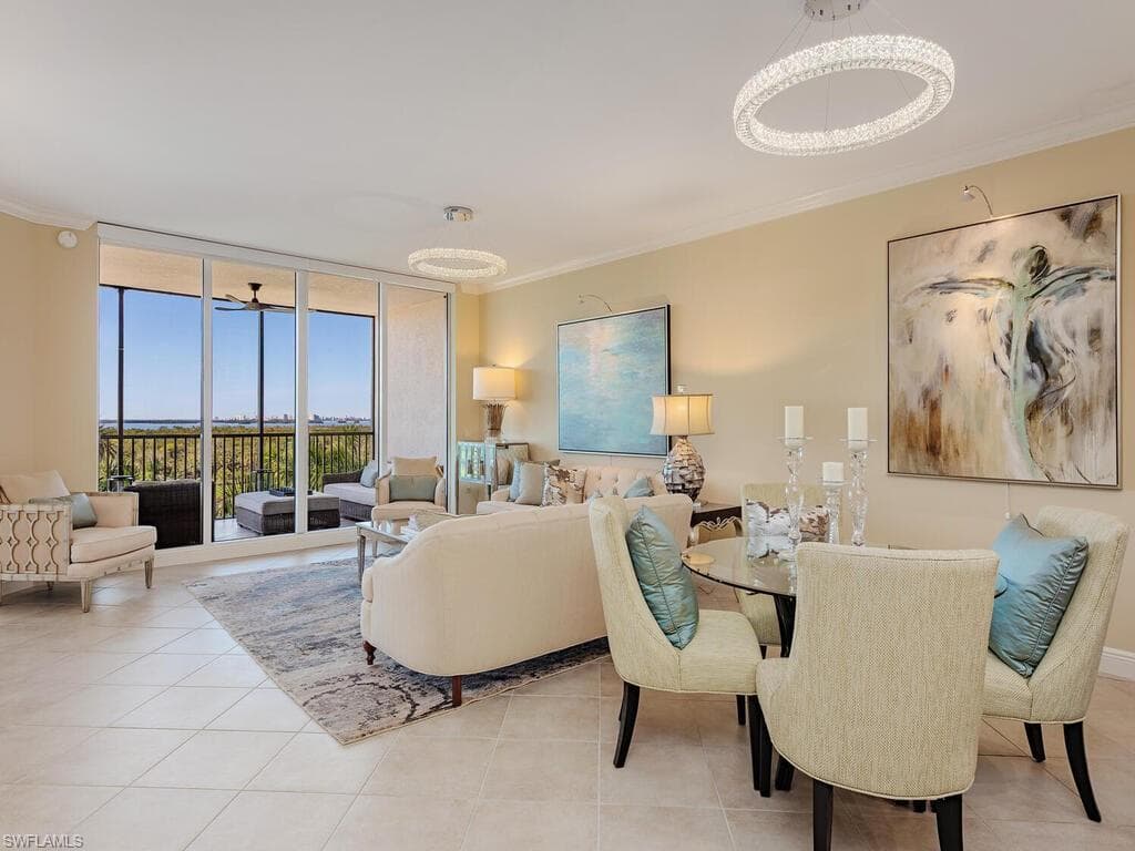 23850 Via Italia Cir #403, Estero