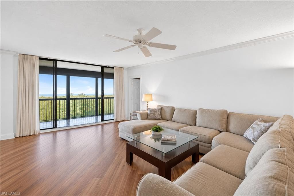 6075 Pelican Bay Blvd #706, Naples, photo 3