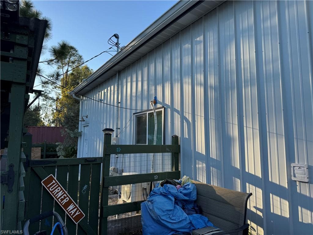 32576 Oil Well Rd, Punta Gorda, photo 3