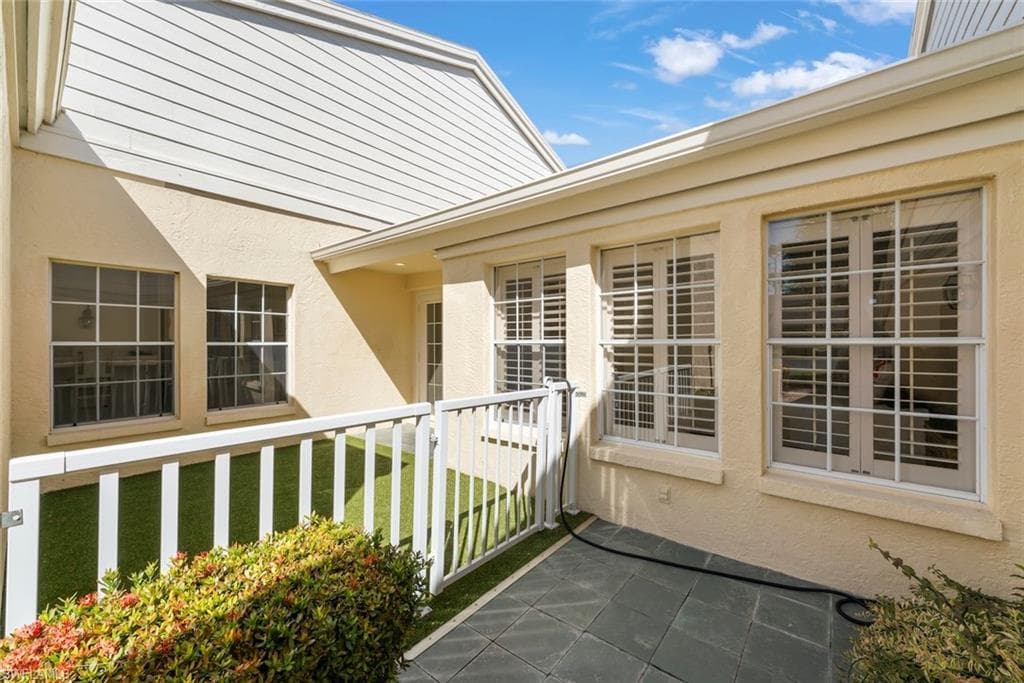 15667 Carriedale Ln, Fort Myers, photo 2