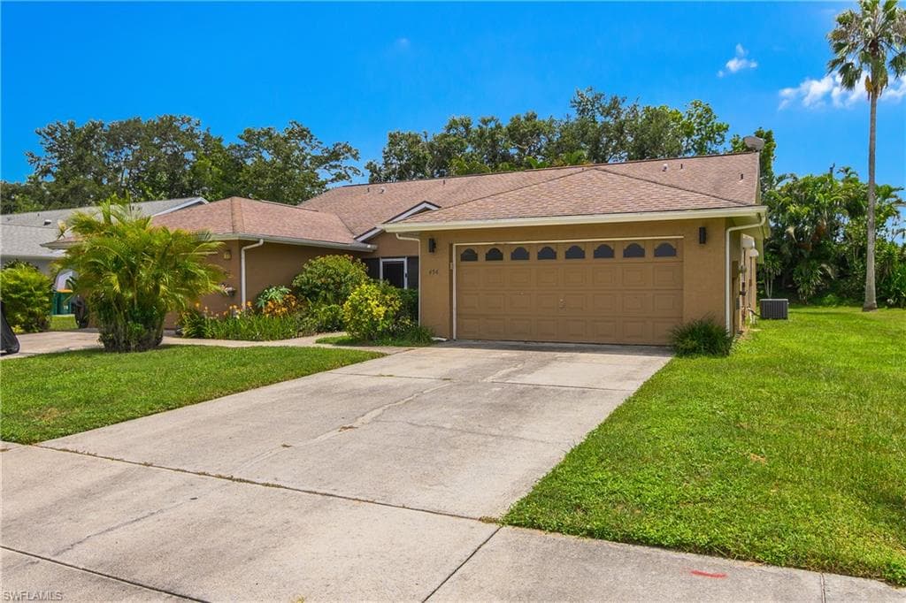 494 Saint Andrews Blvd #14, Naples, photo 3