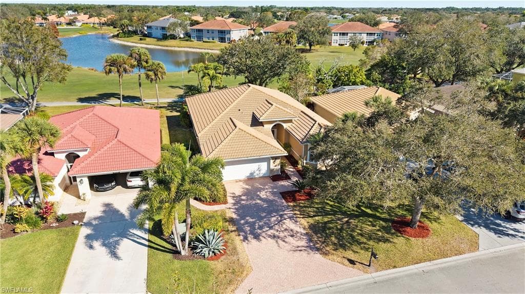 2237 Heritage Greens Dr, Naples, photo 2