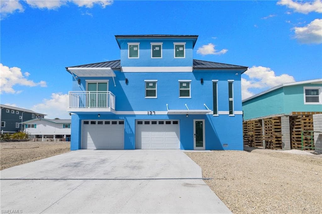 137 Hibiscus Dr, Fort Myers Beach, photo 2