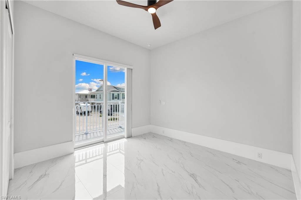 137 Hibiscus Dr, Fort Myers Beach, photo 3