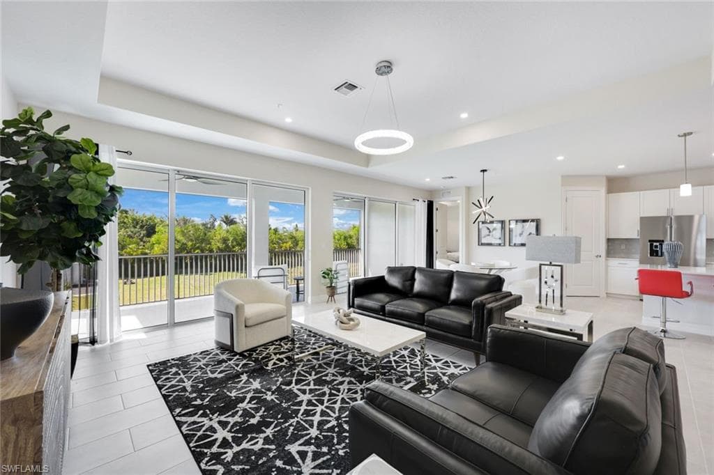 316 Indies Dr #201, Naples