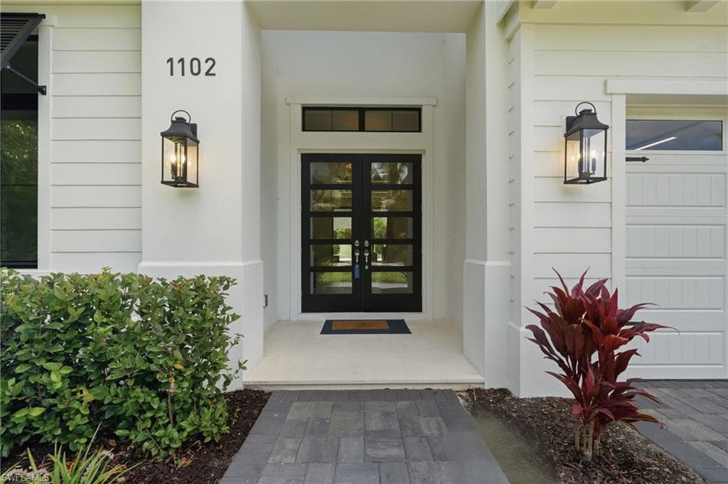 1102 9th Ave, Naples, photo 3