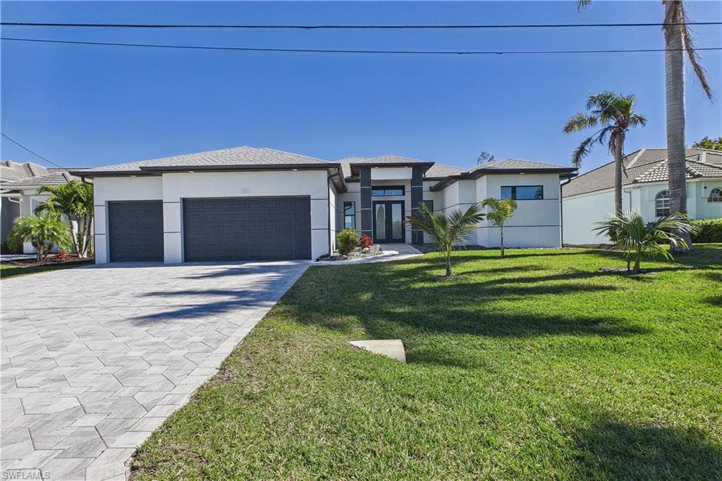 3121 26th Pl, Cape Coral, photo 3