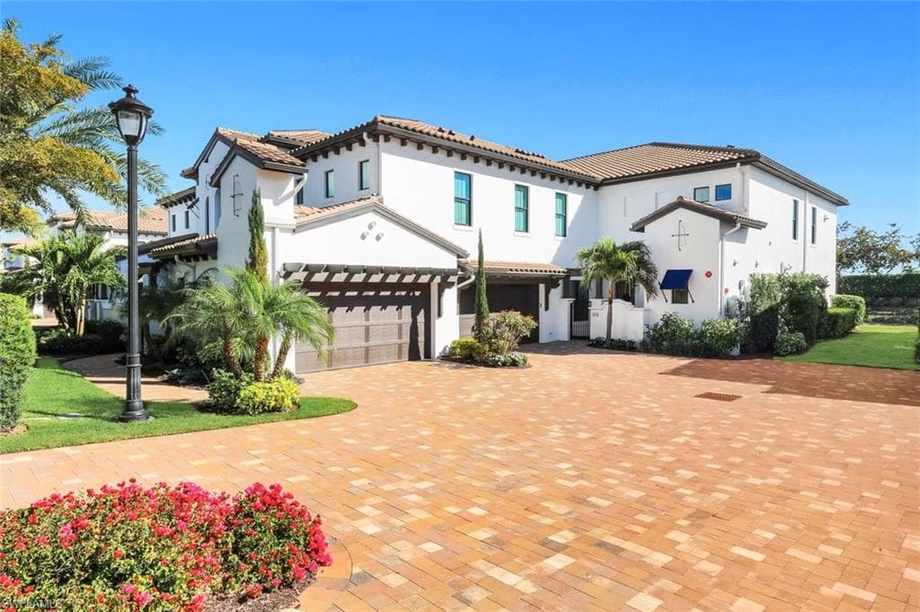 16320 Corsica Way #102, Naples, photo 2
