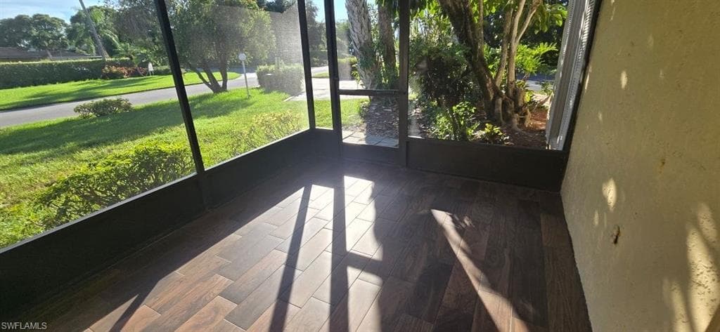 925 Palm View Dr #121, Naples, photo 2