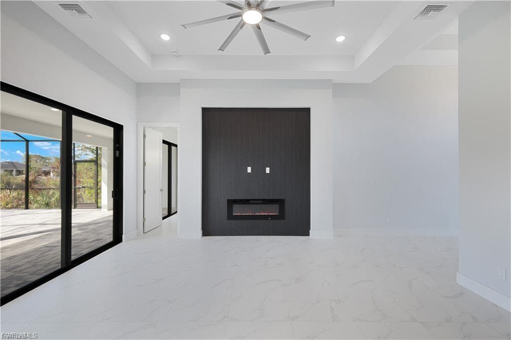 901 19th Ter, Cape Coral, photo 2