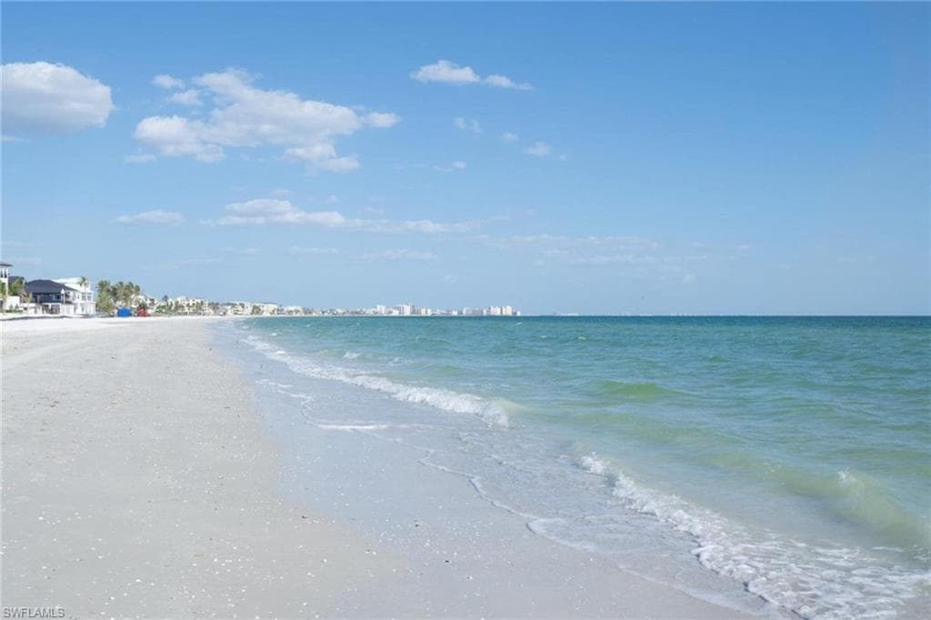 170 Washington Ave, Fort Myers Beach, photo 3