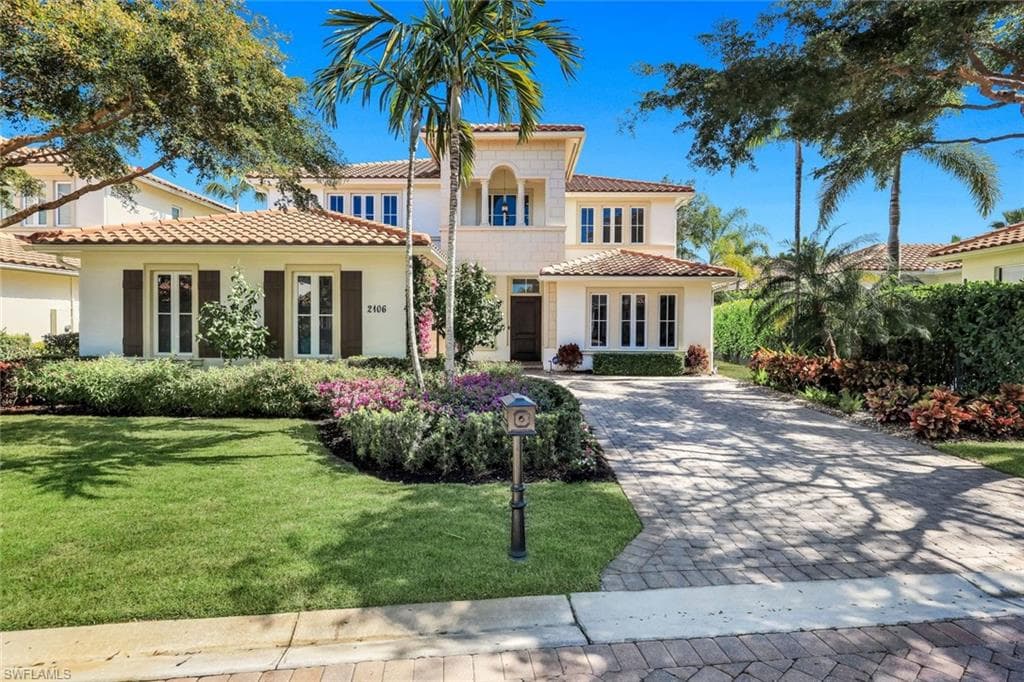 2106 Modena Ct, Naples