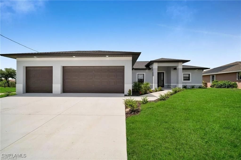 1306 9th Ave, Cape Coral, photo 2