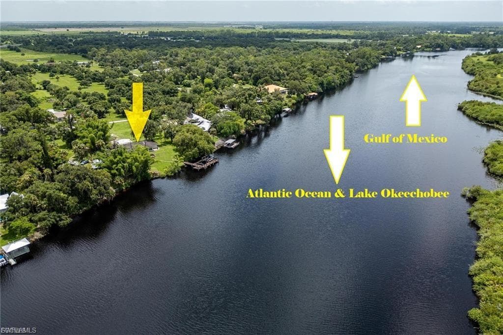2030 Fort Denaud Rd, Labelle, photo 2