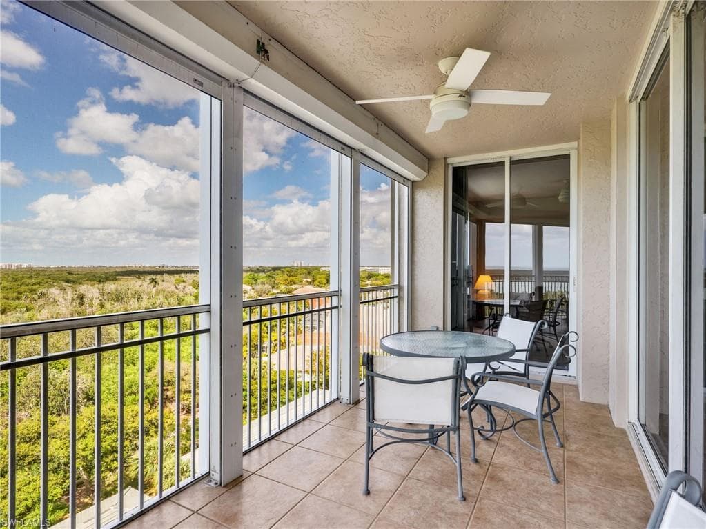 1001 Arbor Lake Dr #707, Naples, photo 3
