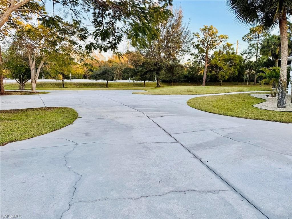 3960 1st Ave, Naples, photo 3