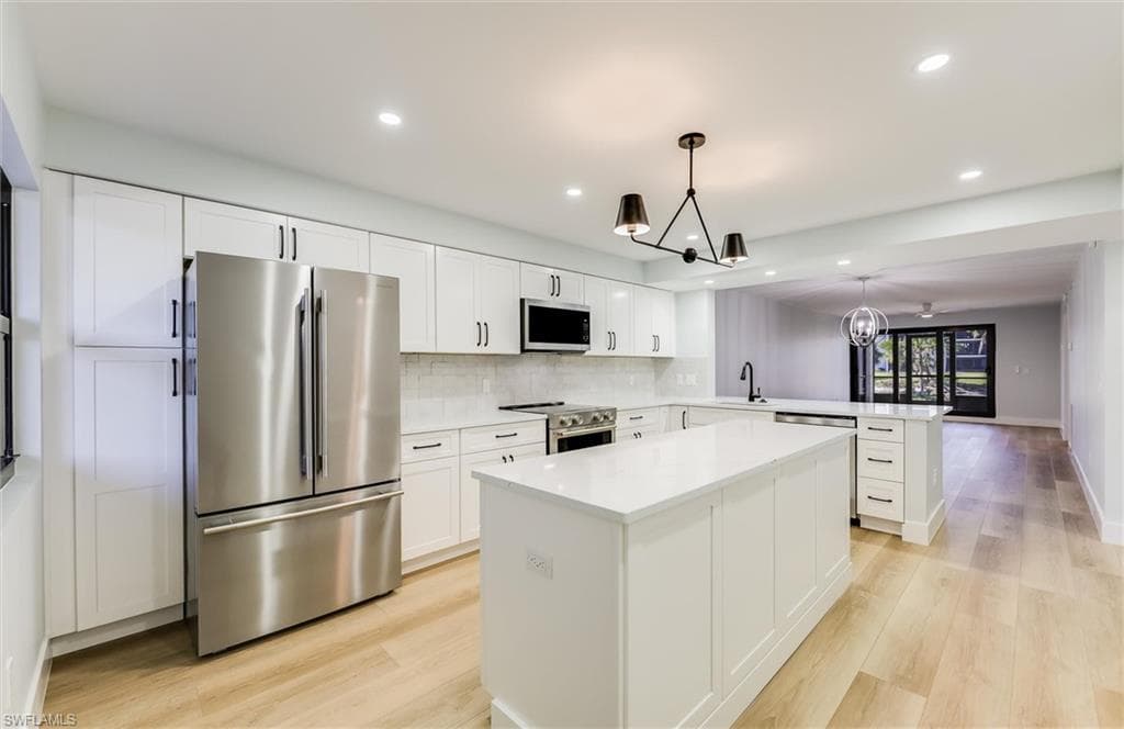 2445 Gulf Dr #6d, Sanibel, photo 2